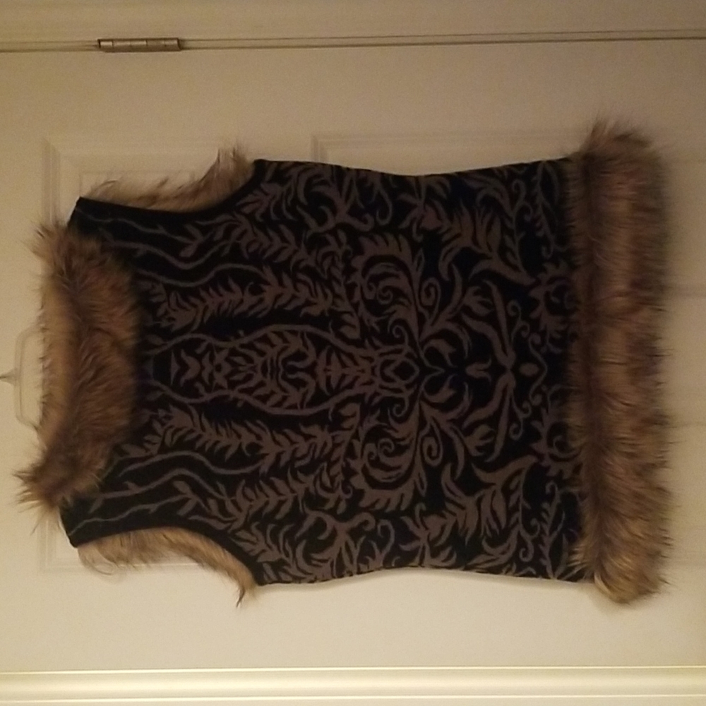 Womens Icelandic design vest - Picture 2 of 3